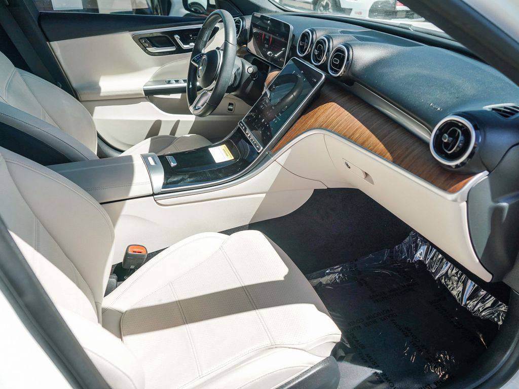 Thumbnail: 2024 Mercedes-Benz C-Class - 12