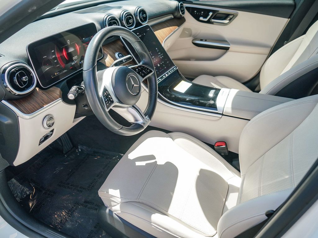 Thumbnail: 2024 Mercedes-Benz C-Class - 9