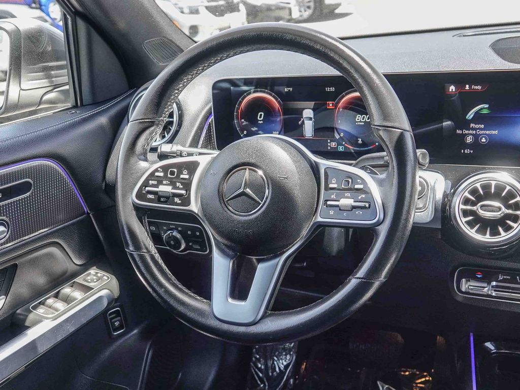 Thumbnail: 2021 Mercedes-Benz GLB - 8