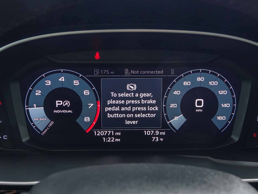 Thumbnail: 2020 Audi Q3 - 13