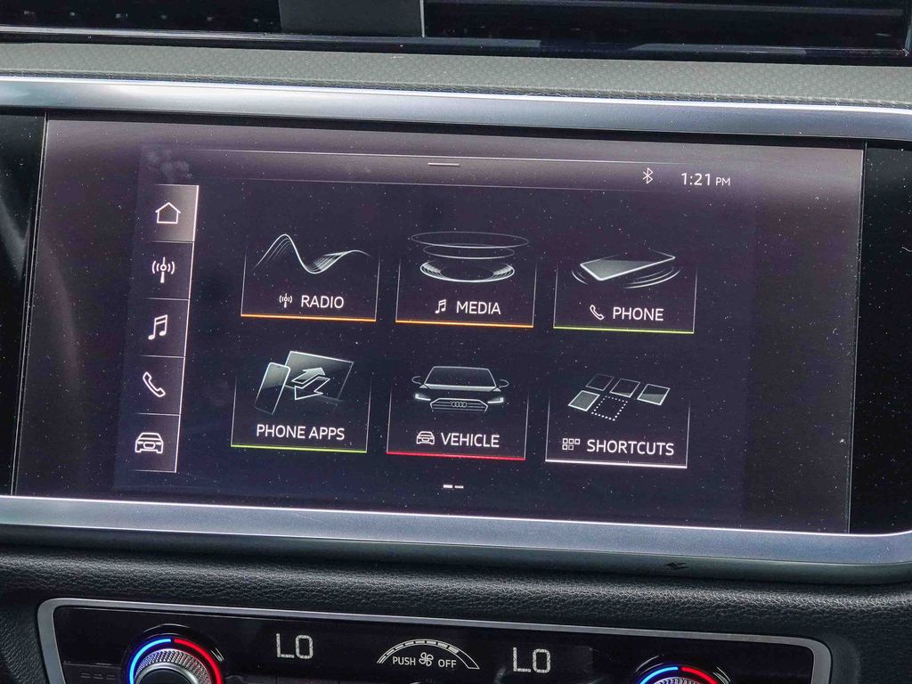 Thumbnail: 2020 Audi Q3 - 19