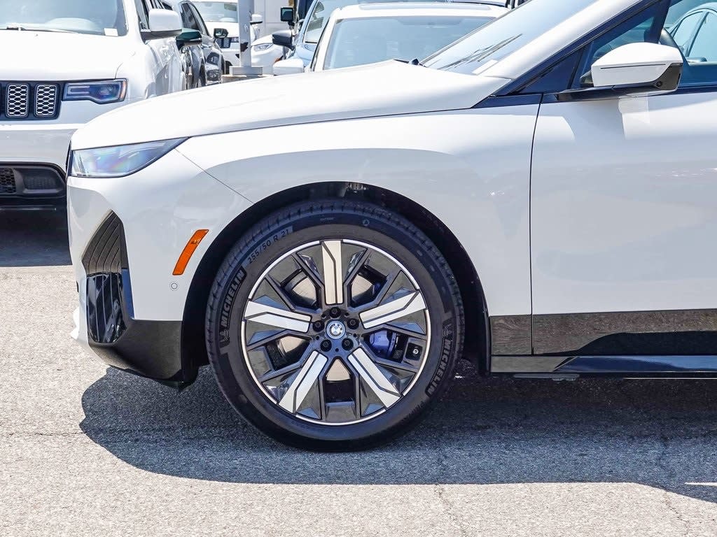 2023 BMW iX xDrive50 7