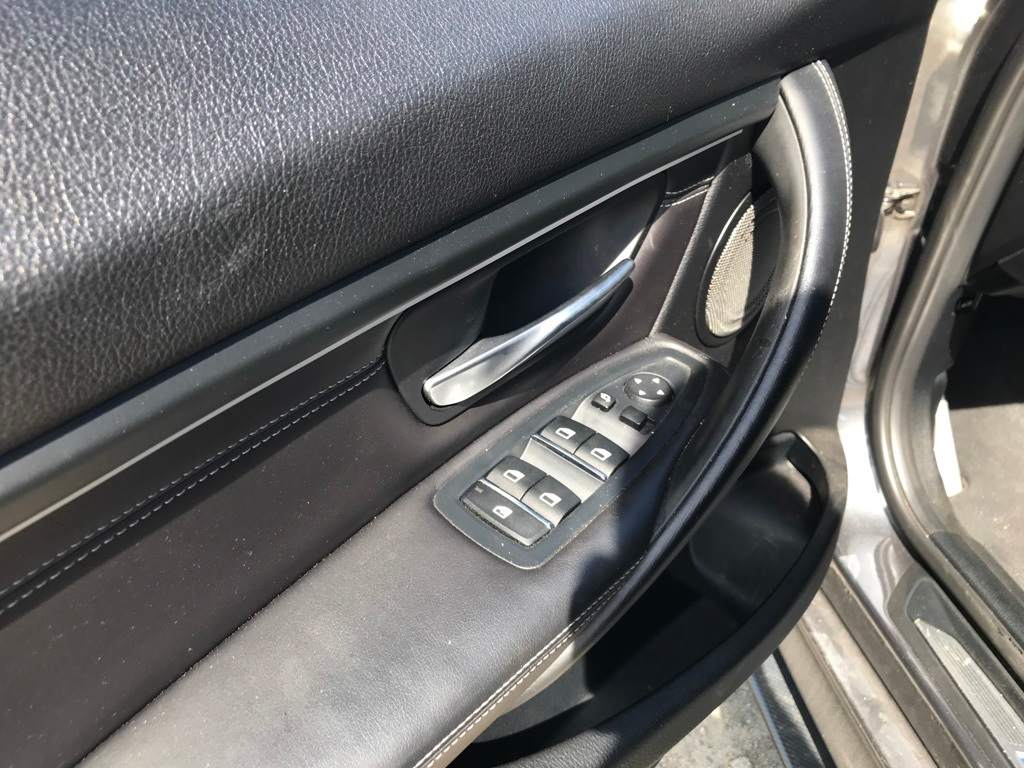 2018 BMW M3 Base 17