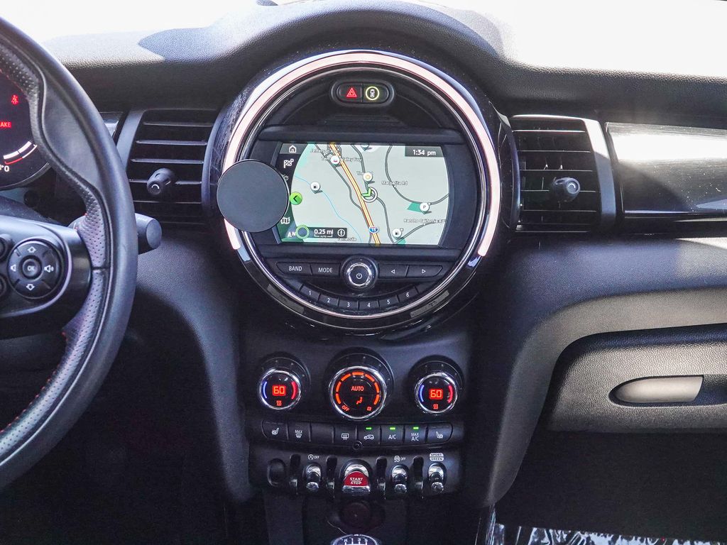 Thumbnail: 2021 MINI Cooper - 13