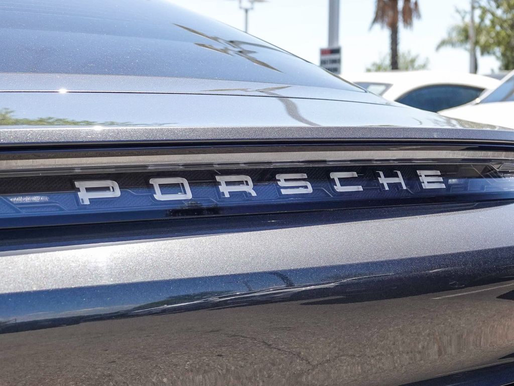 Thumbnail: 2020 Porsche Taycan - 20