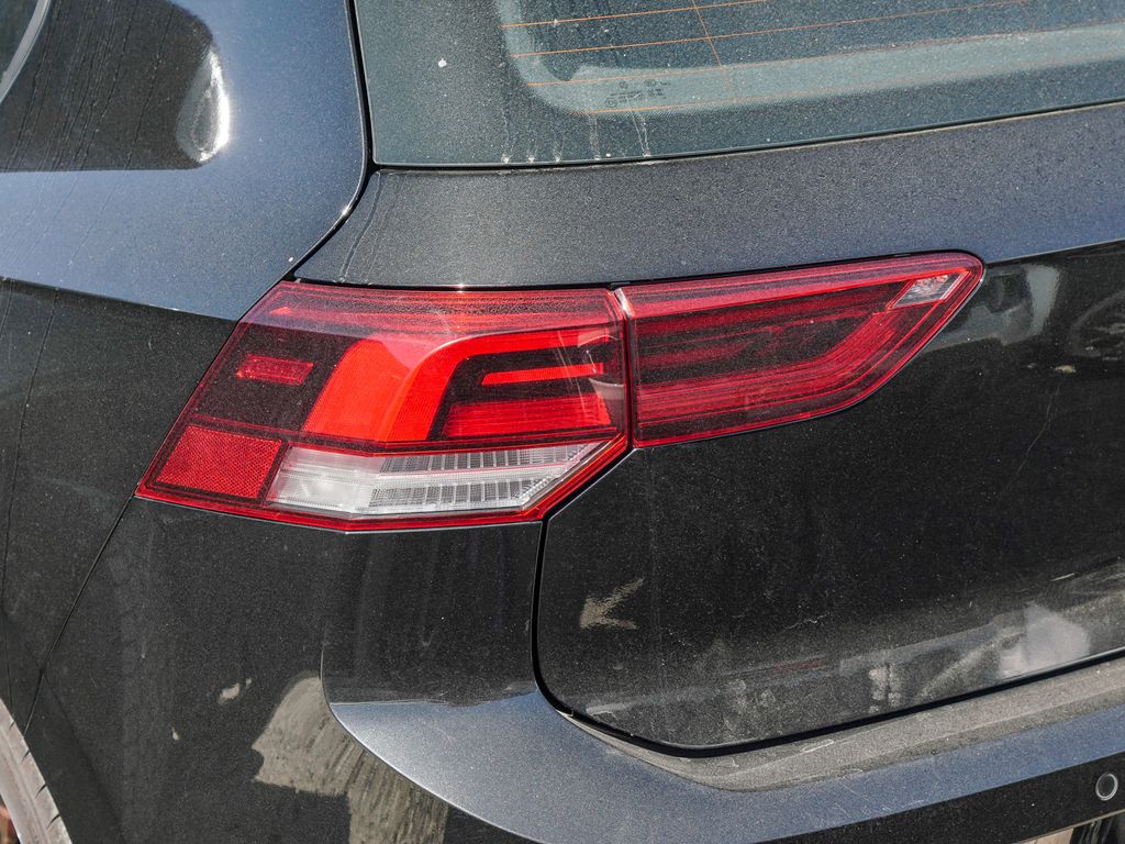 Thumbnail: 2024 Volkswagen Golf - 15