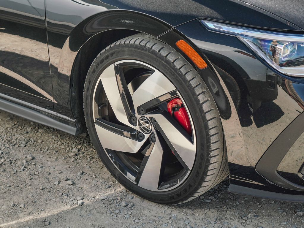 Thumbnail: 2024 Volkswagen Golf - 5