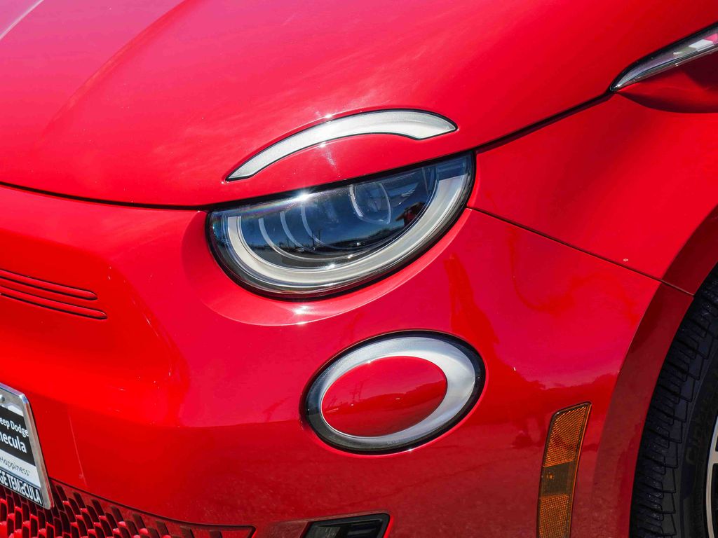 Thumbnail: 2024 Fiat 500e - 20