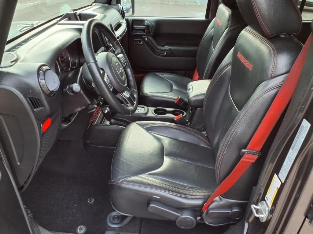 Thumbnail: 2017 Jeep Wrangler - 7