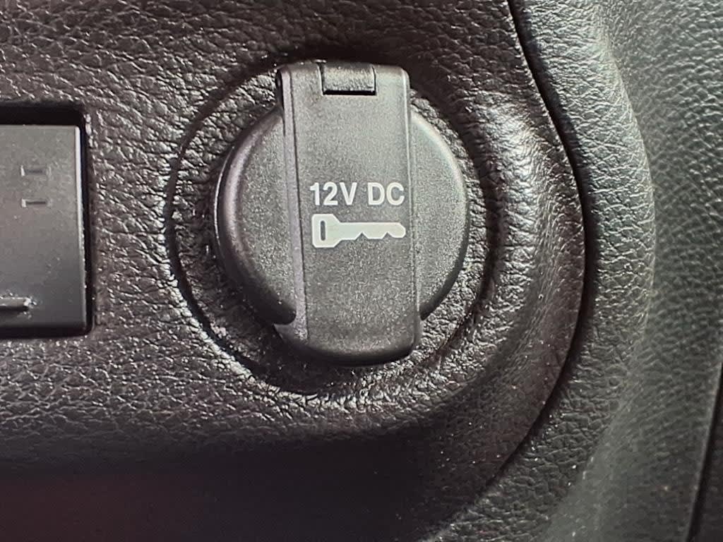 Thumbnail: 2017 Jeep Wrangler - 24