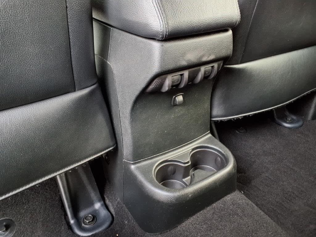 Thumbnail: 2017 Jeep Wrangler - 16