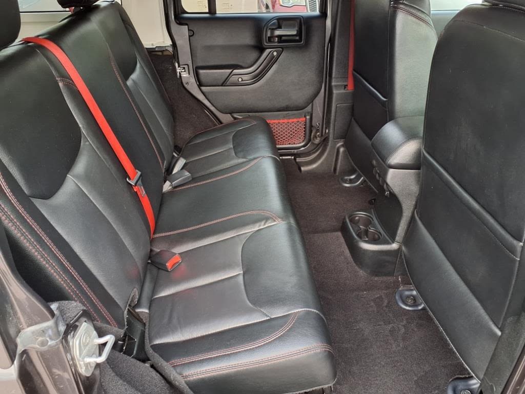 Thumbnail: 2017 Jeep Wrangler - 17