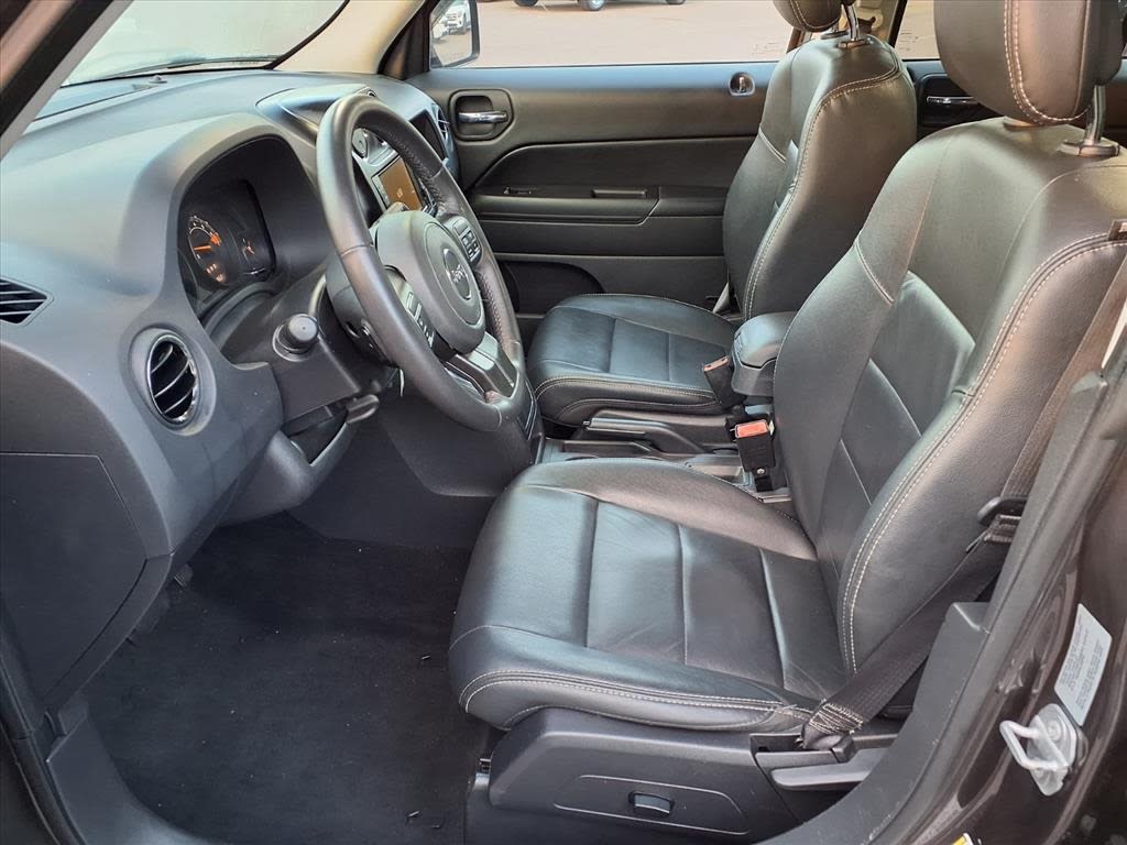 Thumbnail: 2017 Jeep Patriot - 7