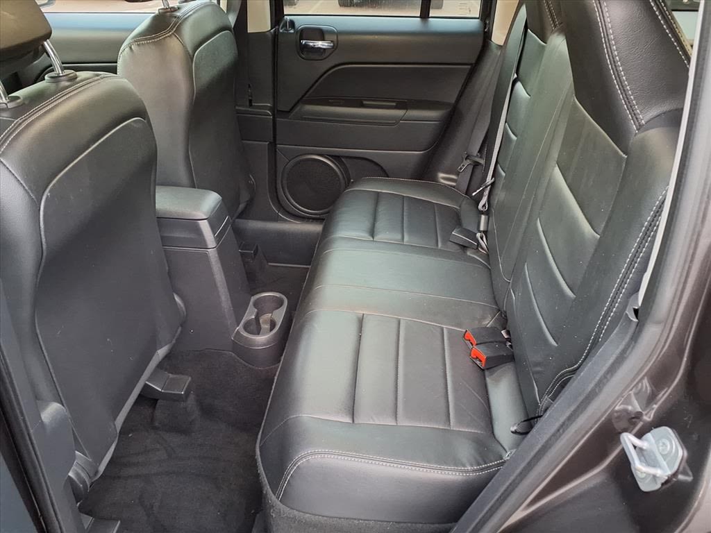 Thumbnail: 2017 Jeep Patriot - 8