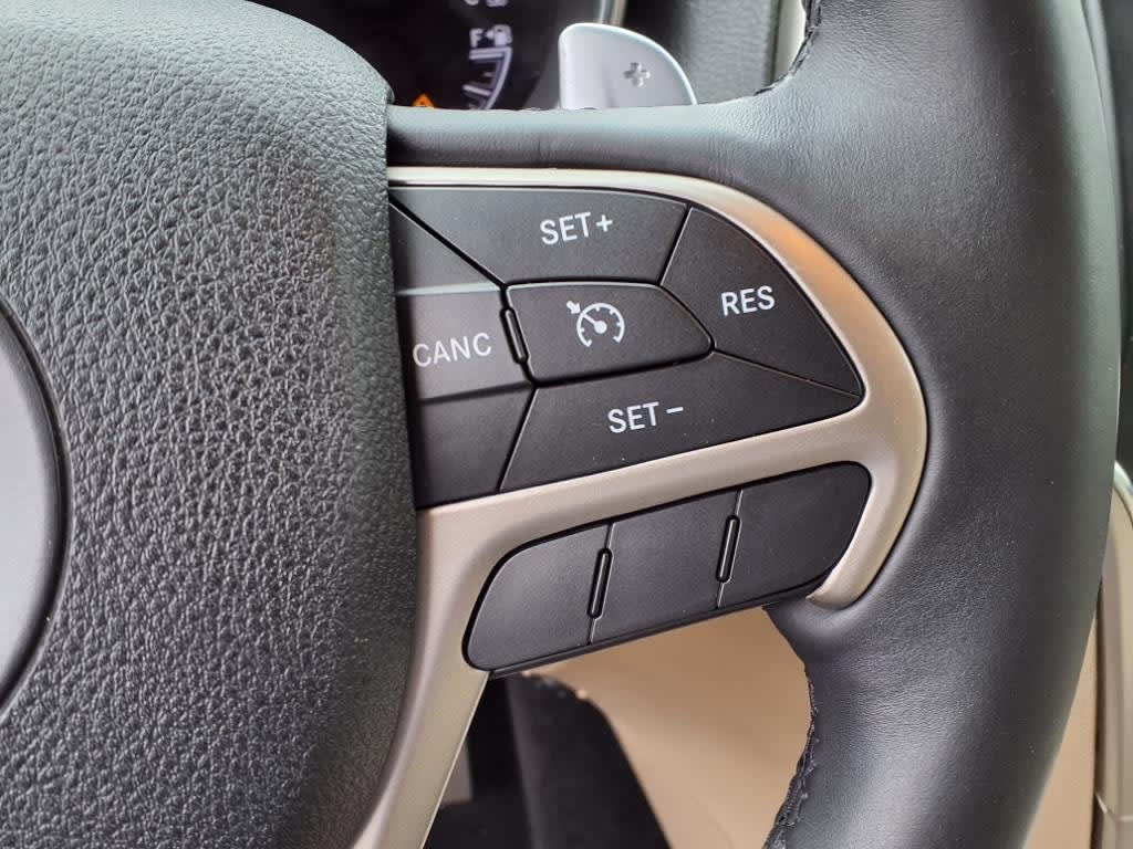 Thumbnail: 2014 Jeep Grand Cherokee - 21