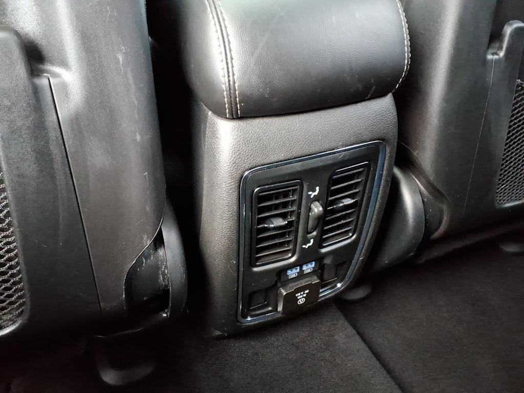Thumbnail: 2021 Jeep Grand Cherokee - 17