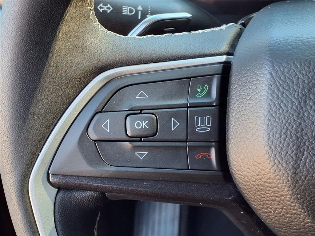 Thumbnail: 2023 Jeep Grand Cherokee - 21