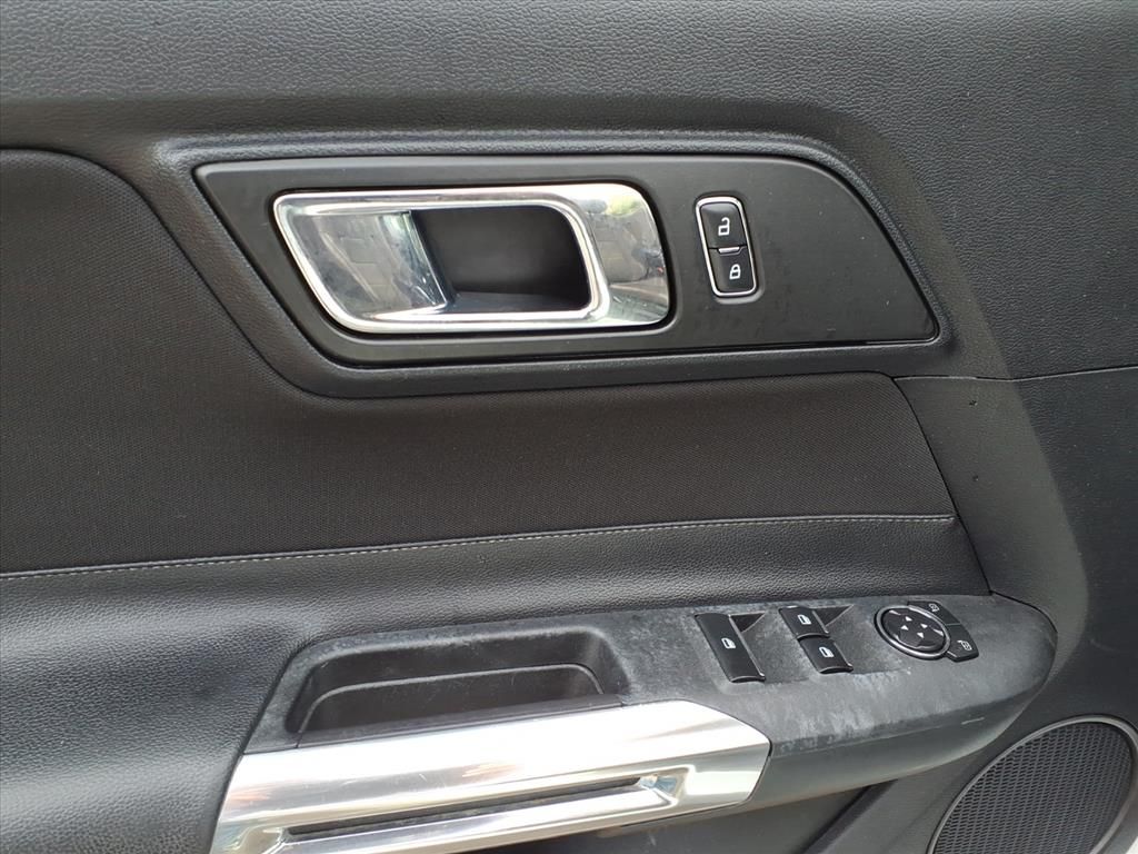 Thumbnail: 2015 Ford Mustang - 19