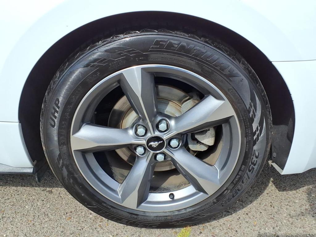 Thumbnail: 2015 Ford Mustang - 7
