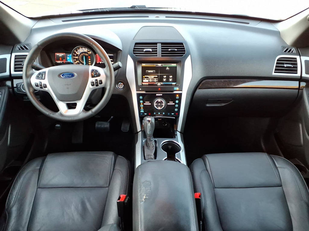 Thumbnail: 2015 Ford Explorer - 2