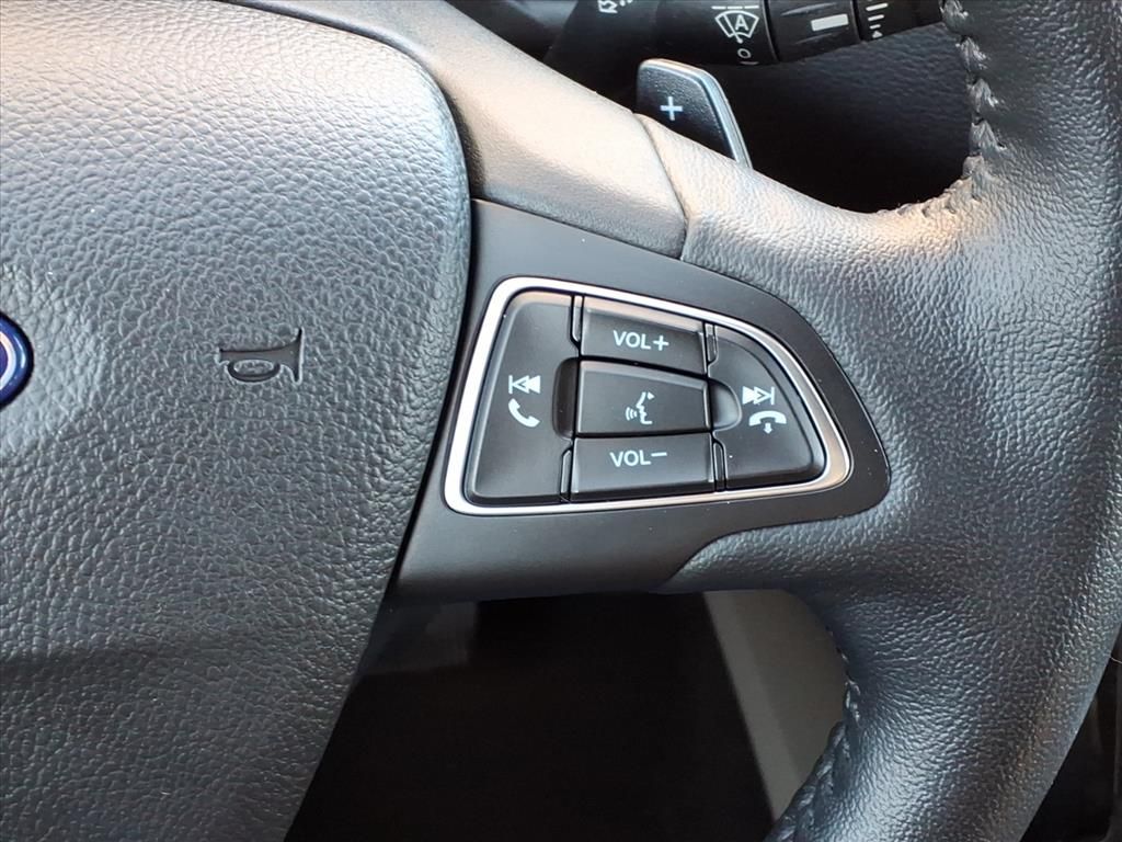 Thumbnail: 2017 Ford Escape - 21