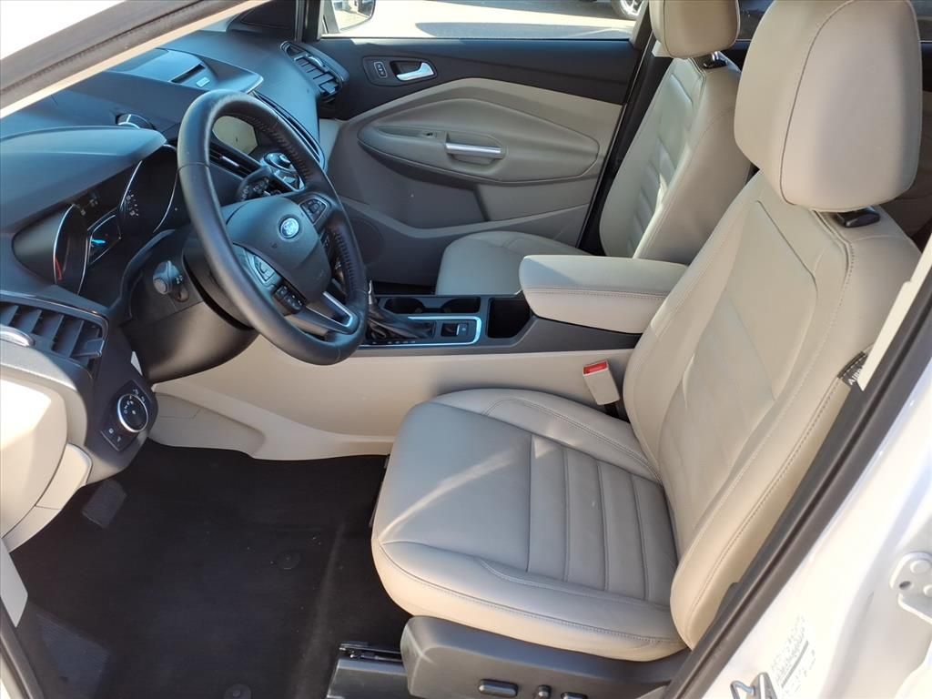 Thumbnail: 2017 Ford Escape - 7