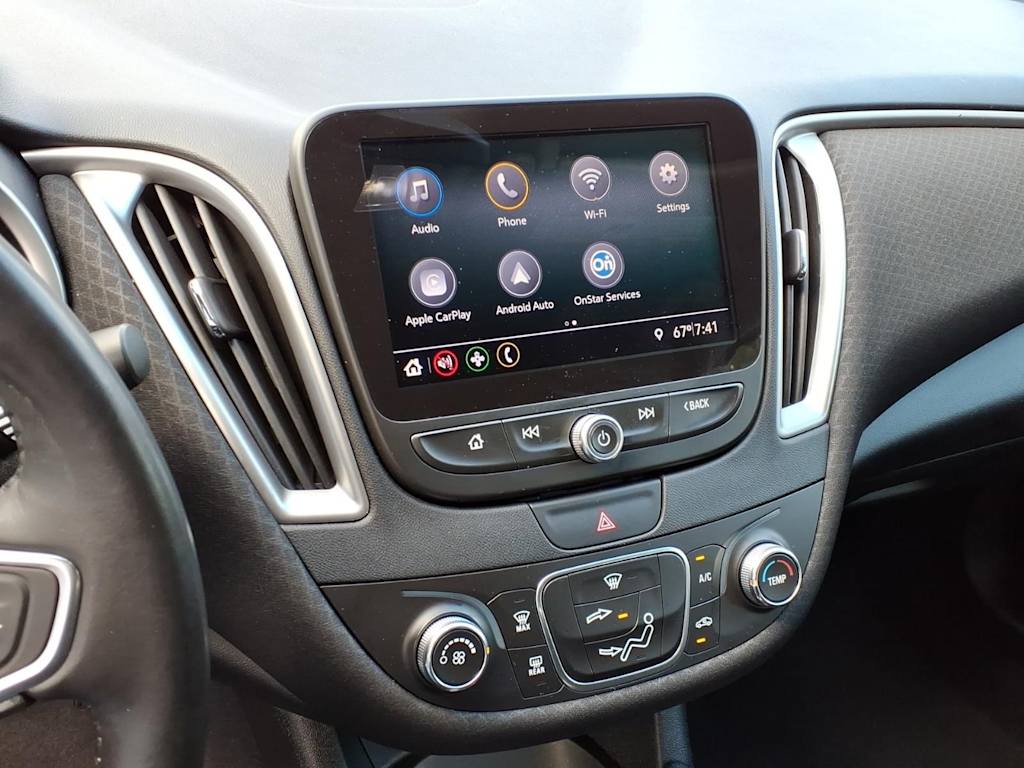 Thumbnail: 2019 Chevrolet Malibu - 10
