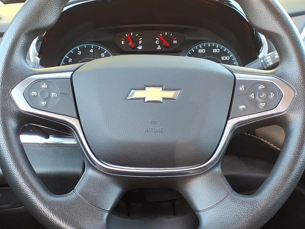 Thumbnail: 2018 Chevrolet Traverse - 19