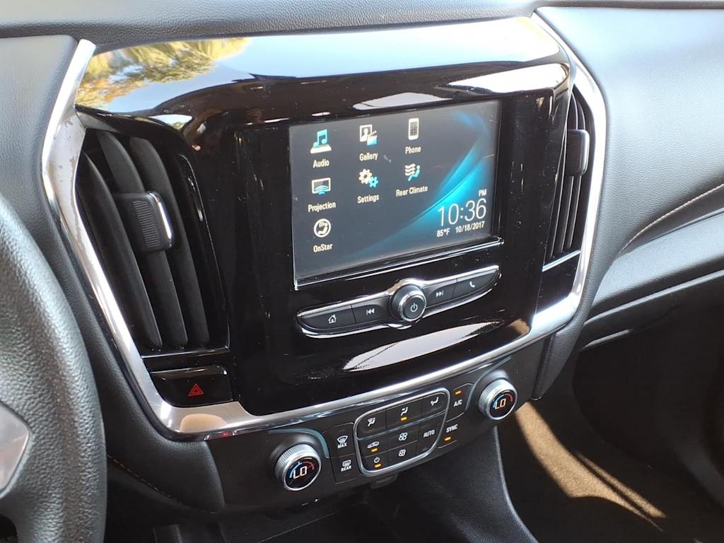 Thumbnail: 2018 Chevrolet Traverse - 9