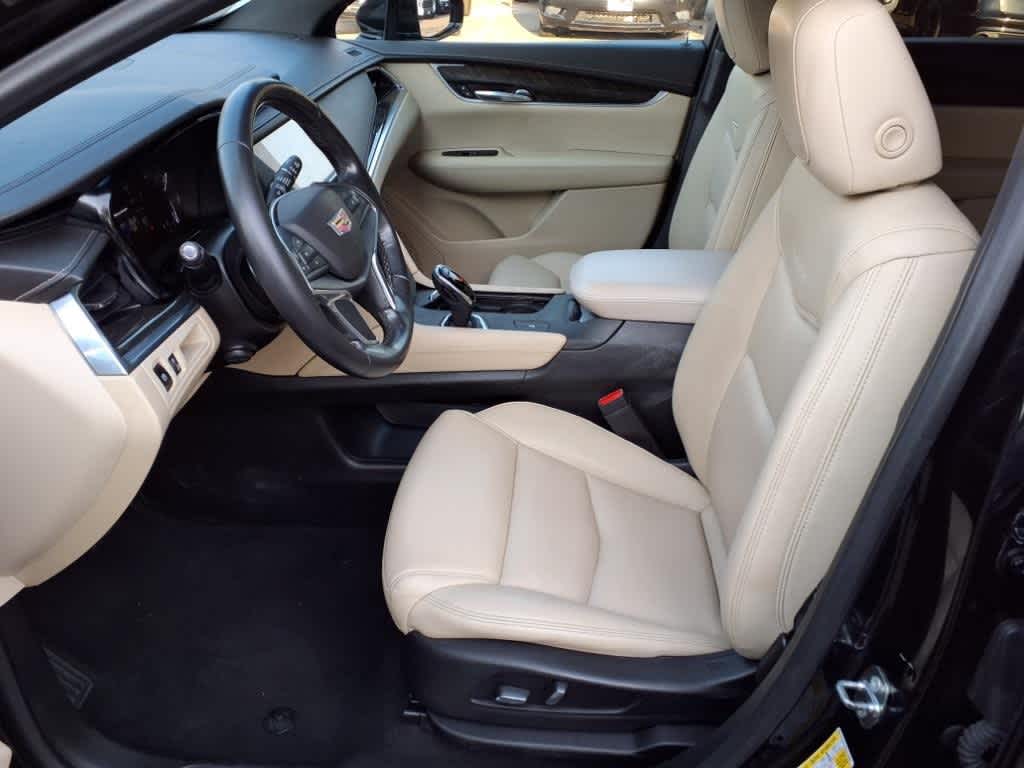 Thumbnail: 2017 Cadillac XT5 - 7