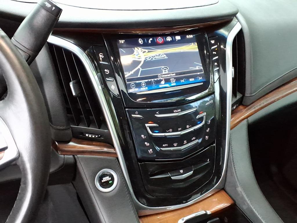 Thumbnail: 2016 Cadillac Escalade - 10
