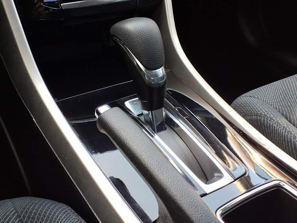 Thumbnail: 2016 Honda Accord - 11