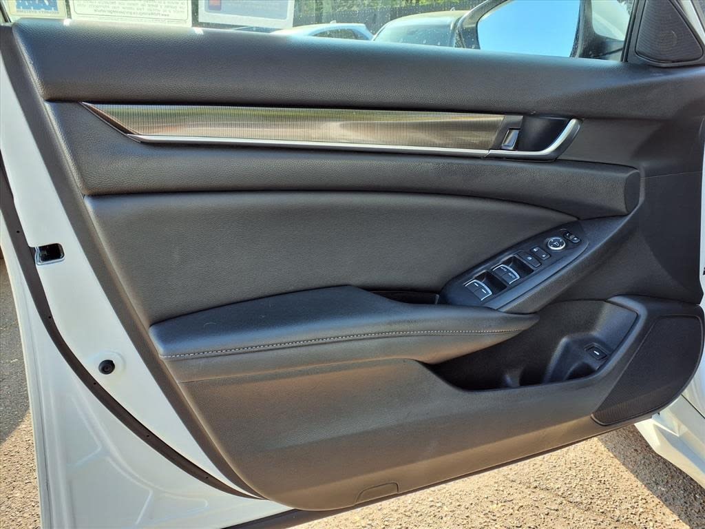 Thumbnail: 2020 Honda Accord - 17