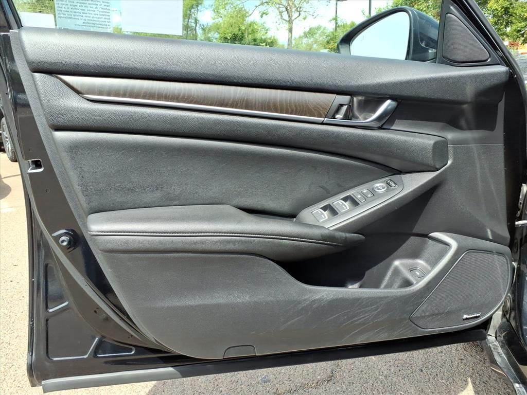 Thumbnail: 2020 Honda Accord - 16