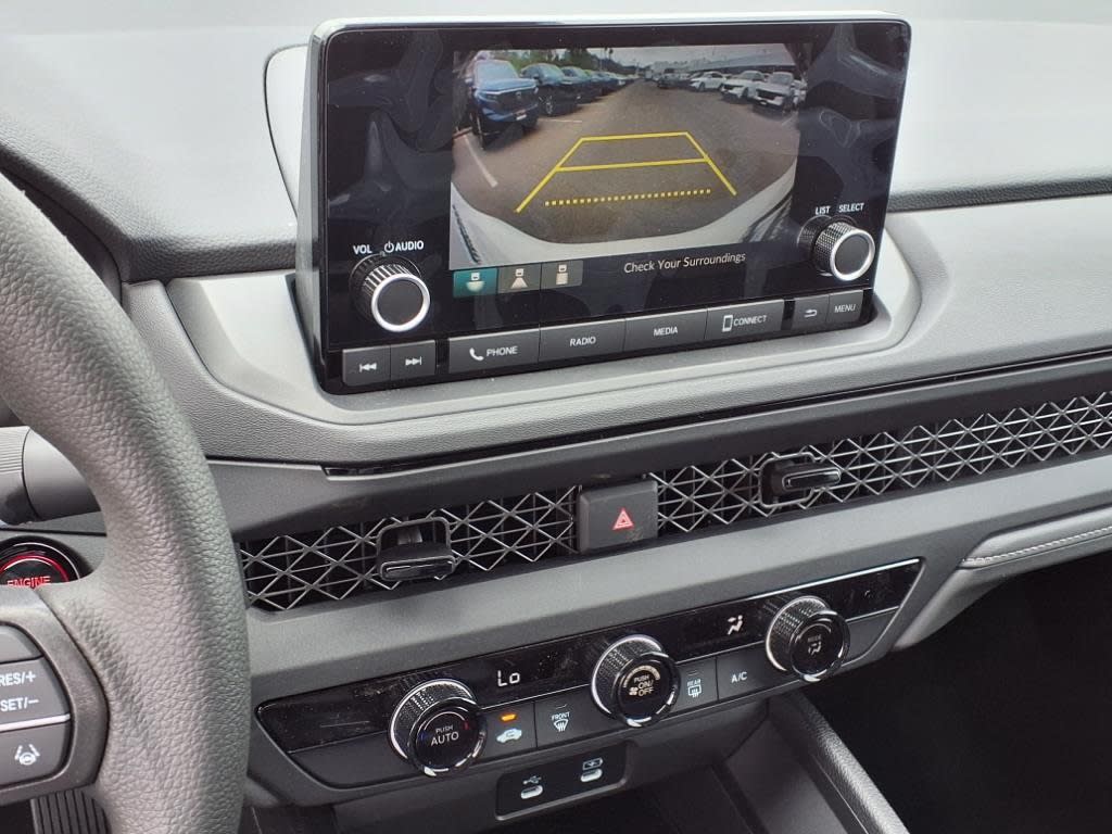 Thumbnail: 2025 Honda Accord - 17