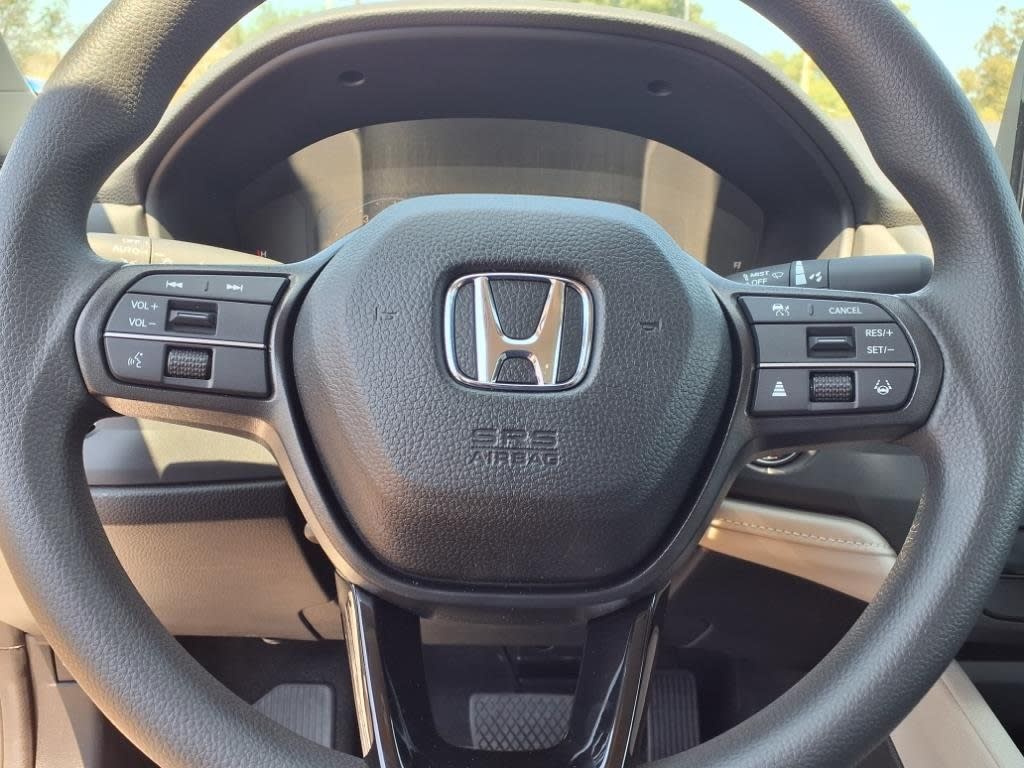 Thumbnail: 2025 Honda Accord - 16