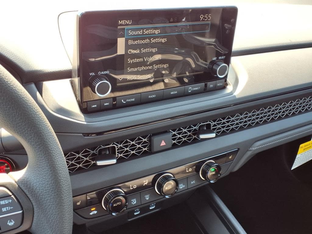 Thumbnail: 2025 Honda Accord - 9