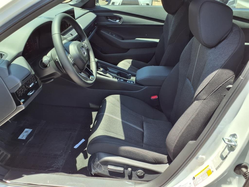 Thumbnail: 2025 Honda Accord - 8