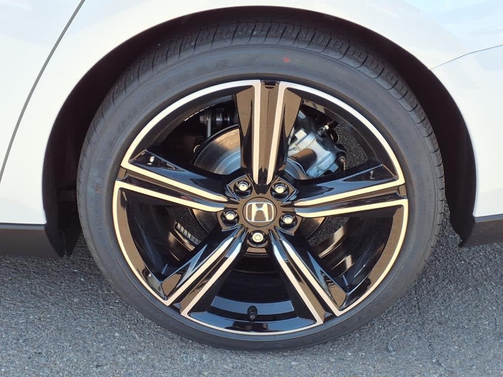 Thumbnail: 2025 Honda Accord - 6