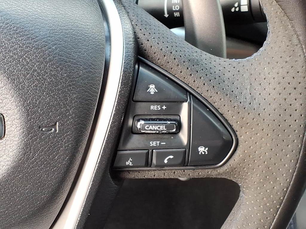 Thumbnail: 2016 Nissan Maxima - 21