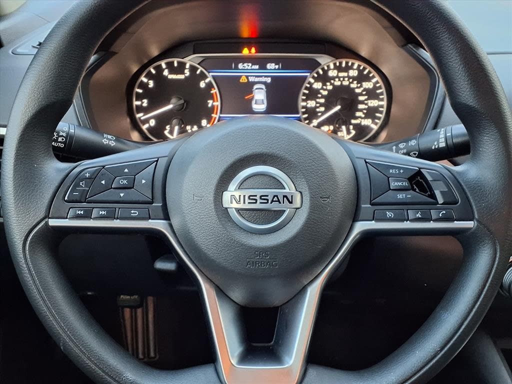 Thumbnail: 2020 Nissan Altima - 19