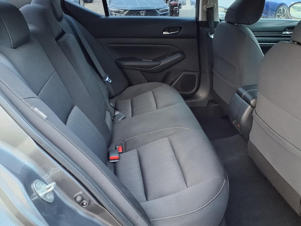 Thumbnail: 2020 Nissan Altima - 16