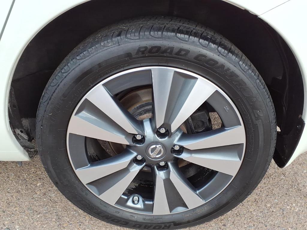 Thumbnail: 2017 Nissan Leaf - 5