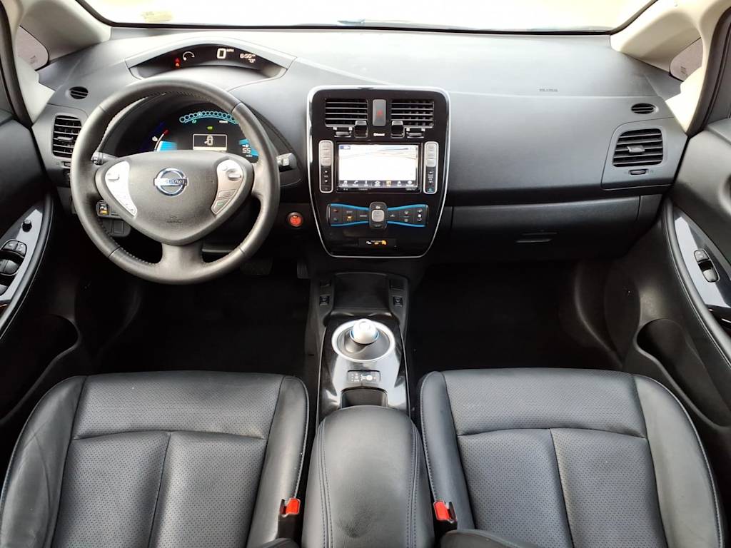 Thumbnail: 2017 Nissan Leaf - 2