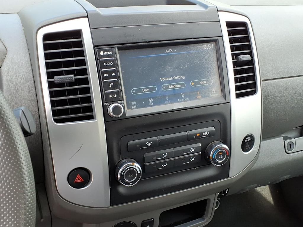 Thumbnail: 2019 Nissan Frontier - 10