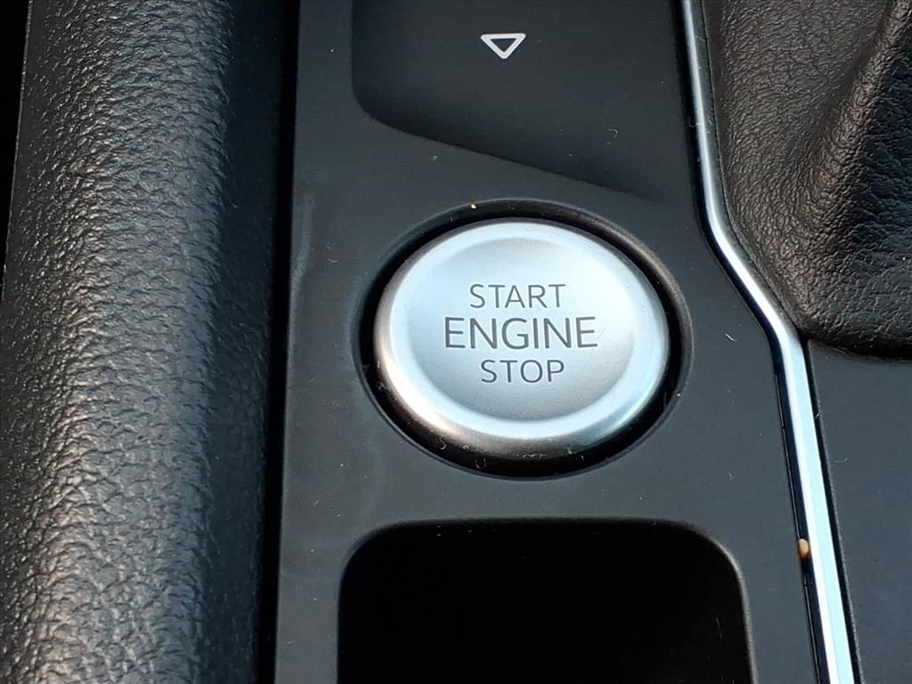 Thumbnail: 2023 Volkswagen Atlas - 24