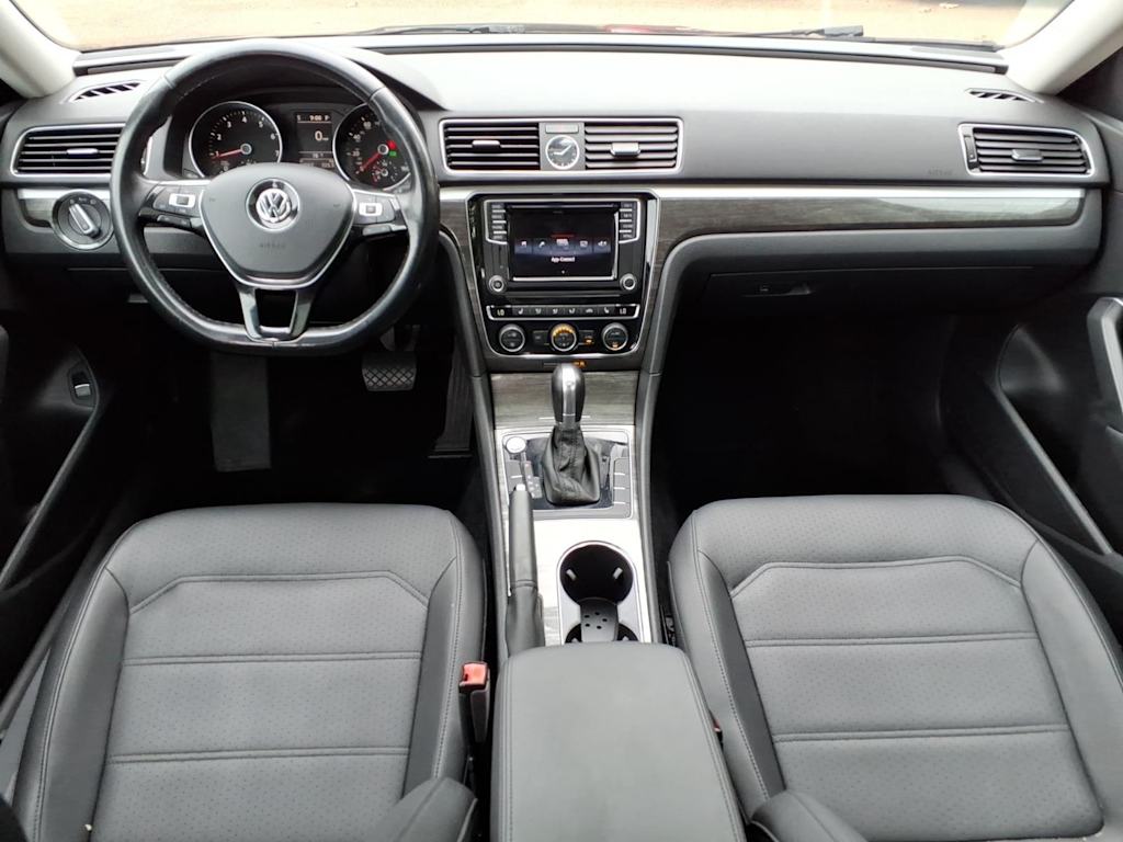 Thumbnail: 2017 Volkswagen Passat - 2