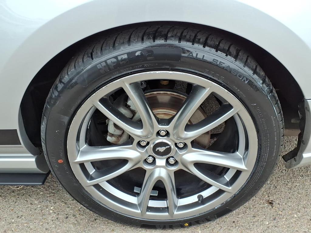 Thumbnail: 2013 Ford Mustang - 6
