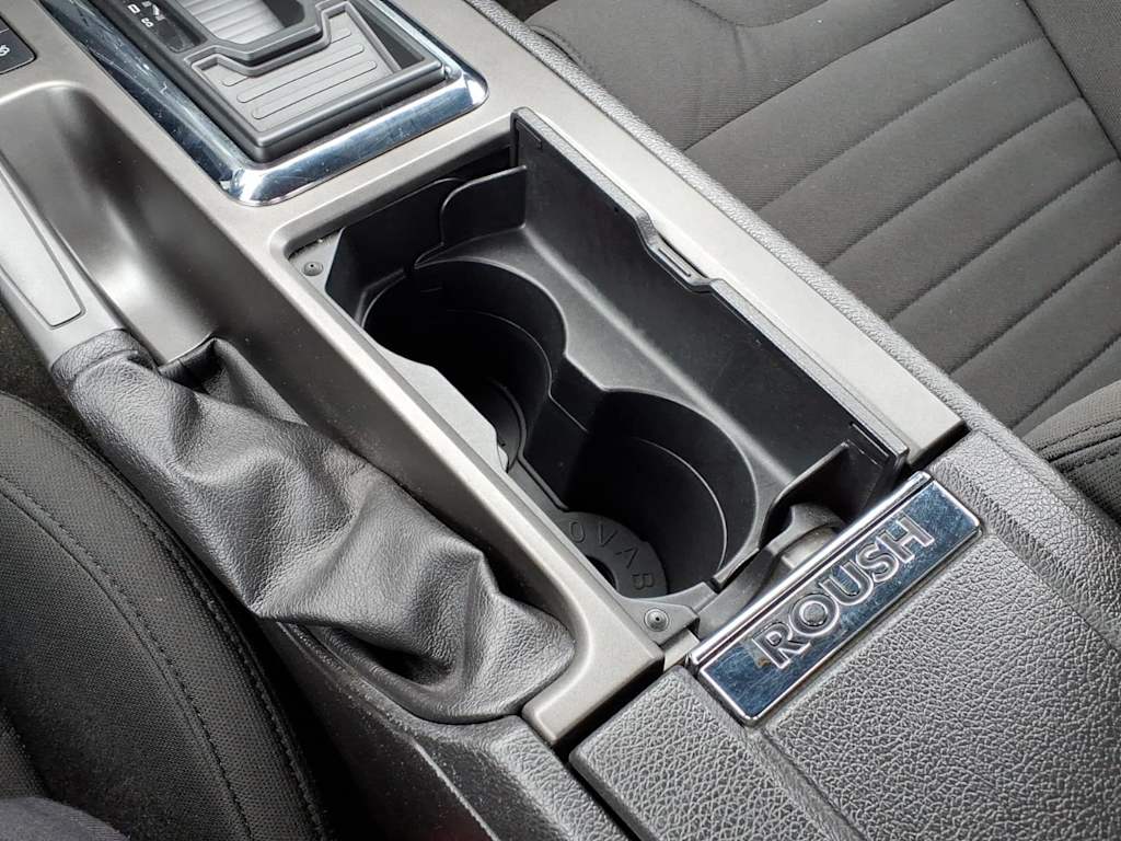 Thumbnail: 2013 Ford Mustang - 23