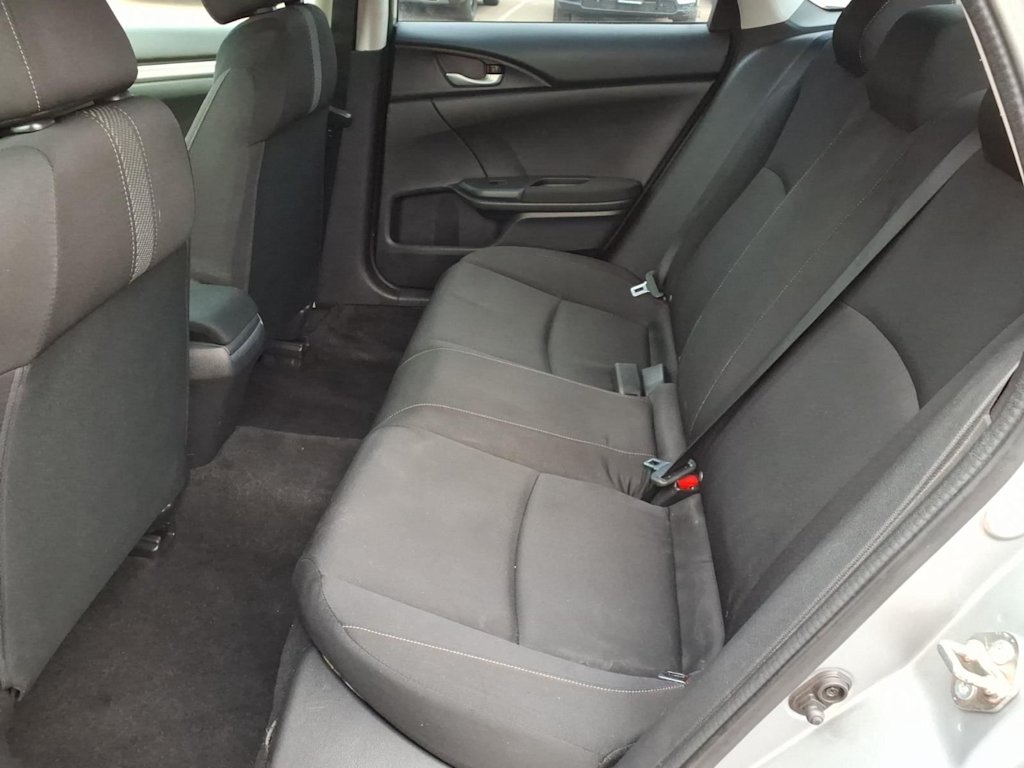 Thumbnail: 2016 Honda Civic - 8